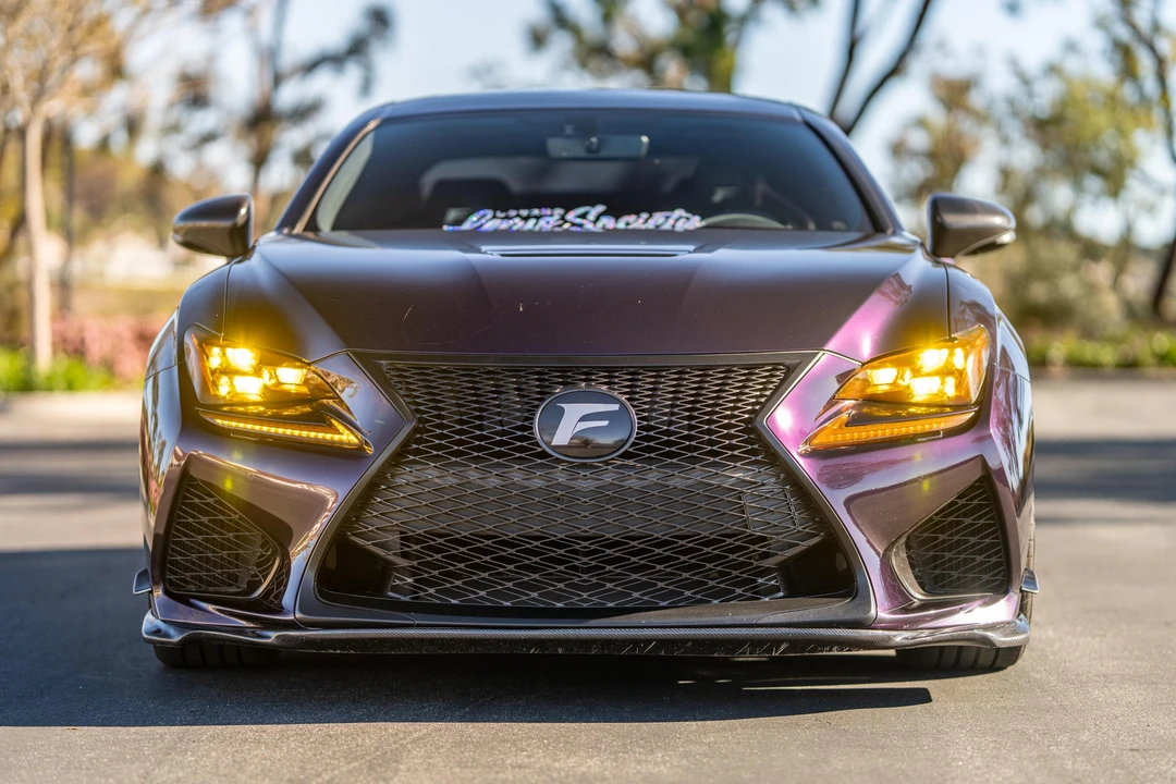2017 Lexus RC F - Image 2 of 30