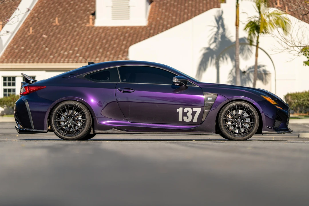 2017 Lexus RC F - Image 3 of 30