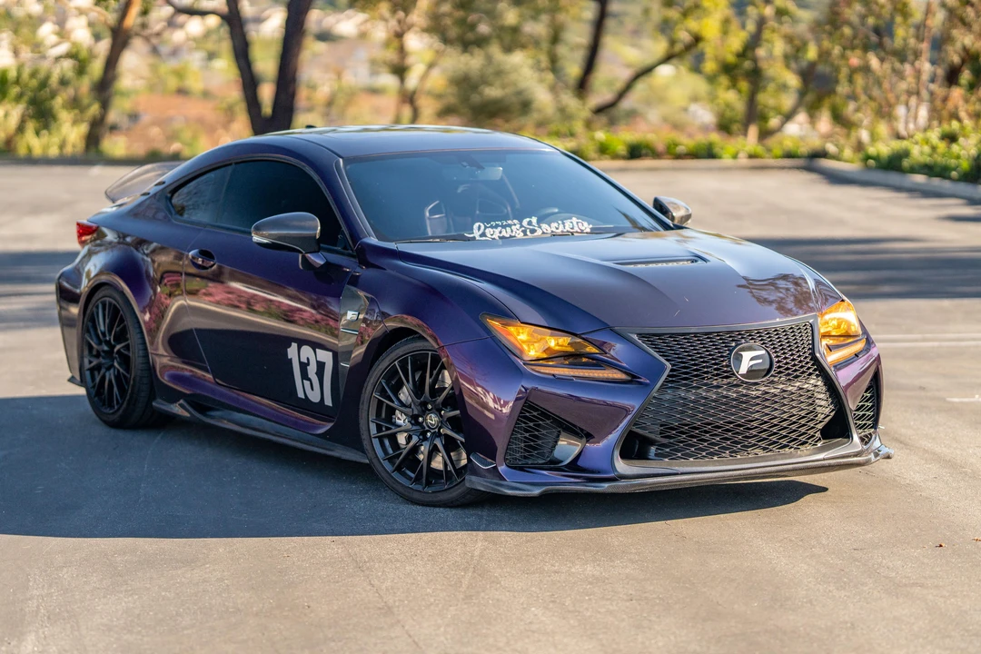 2017 Lexus RC F - Image 10 of 30