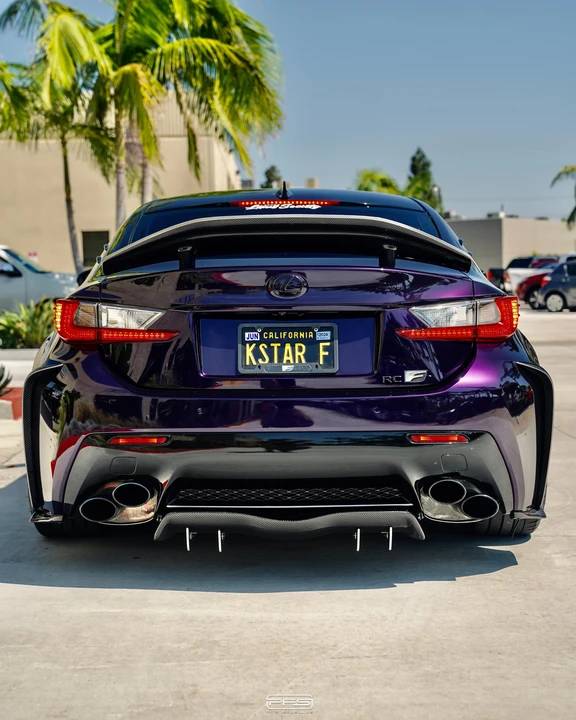 2017 Lexus RC F - Image 7 of 30
