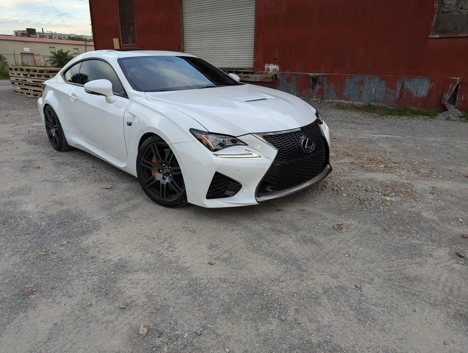 2017 Lexus RC F - Image 30 of 31