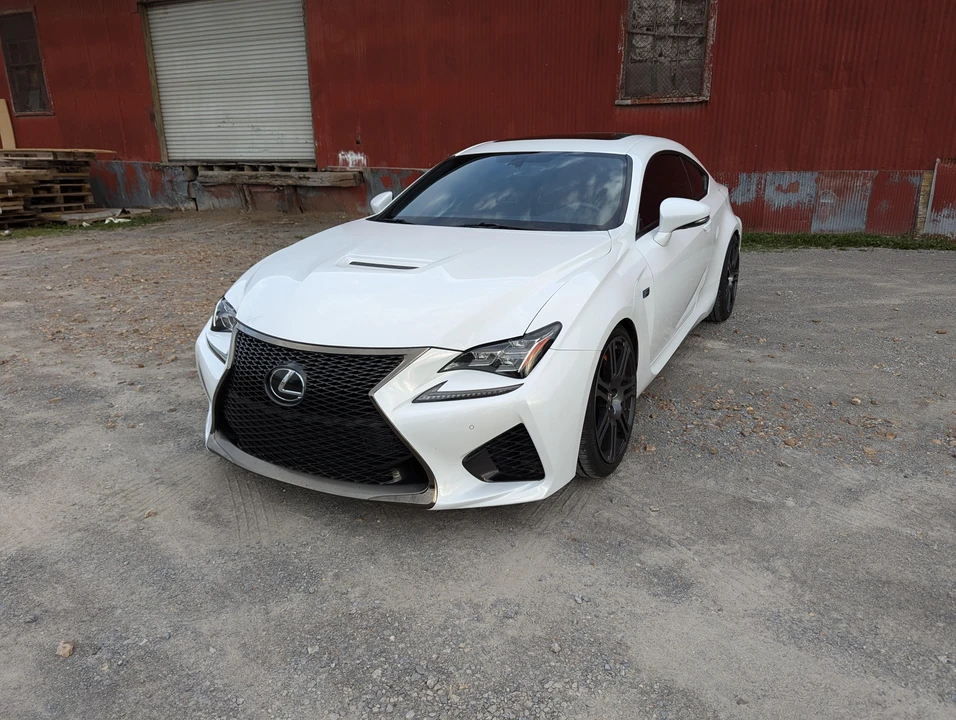 2017 Lexus RC F - Image 7 of 31