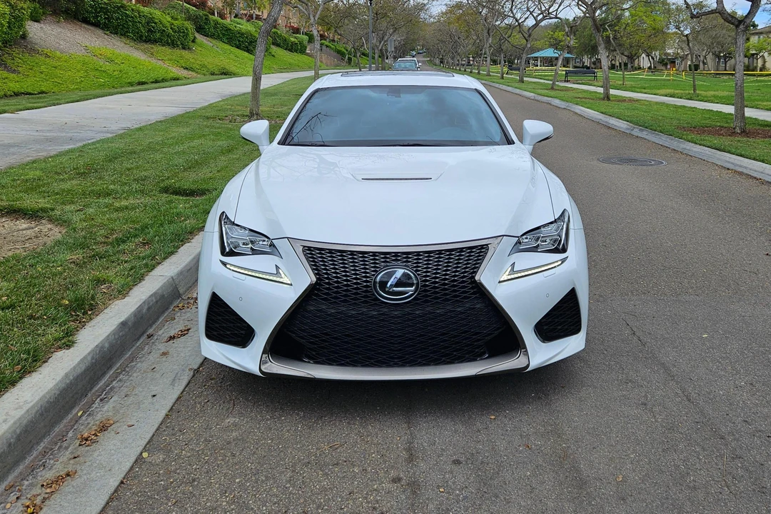 2017 Lexus RC F - Image 6 of 31
