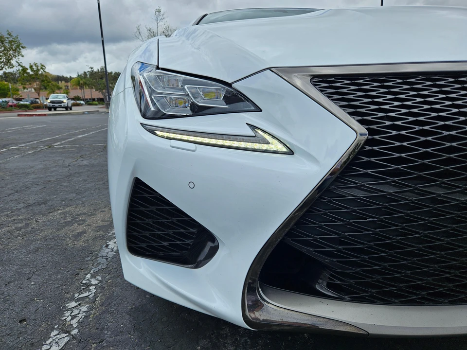 2017 Lexus RC F - Image 31 of 31