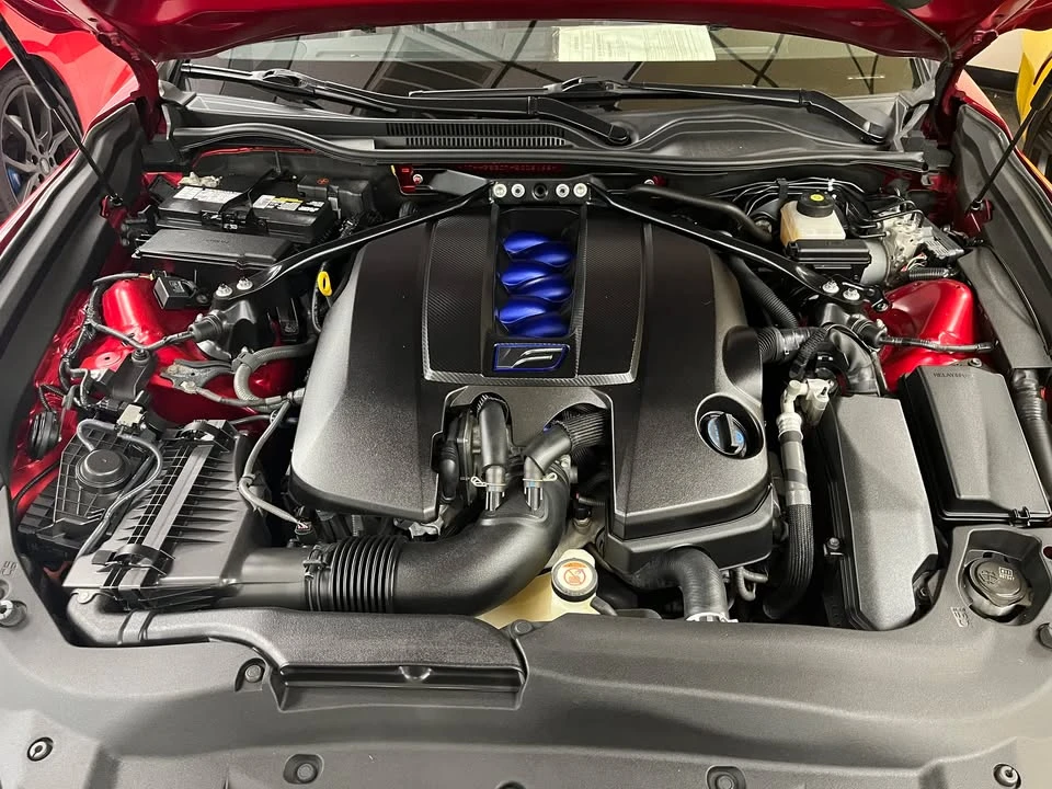 2017 Lexus RC F - Image 9 of 9
