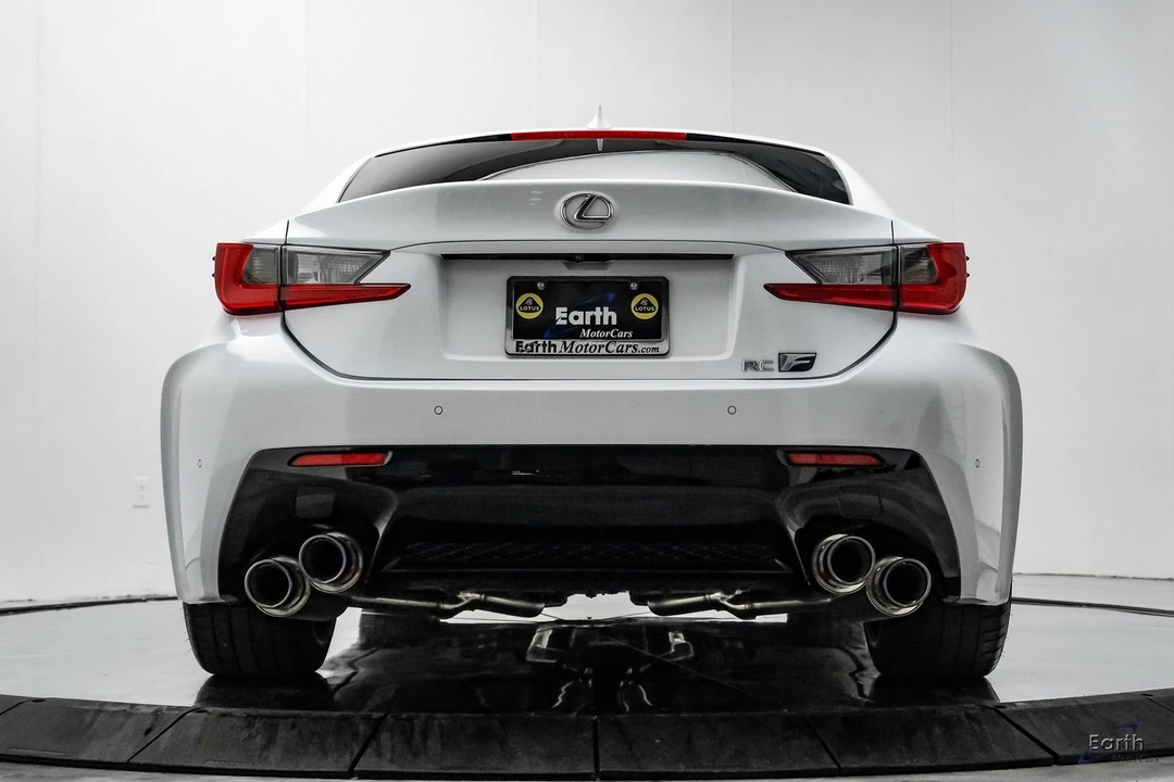 2017 Lexus RC F - Image 12 of 12