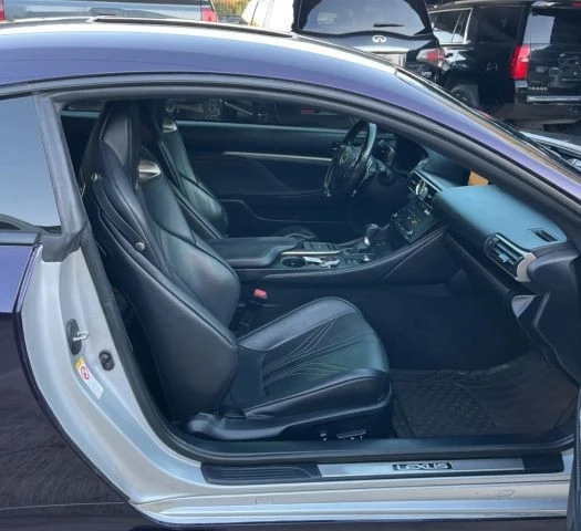 2017 Lexus RC F - Image 11 of 15