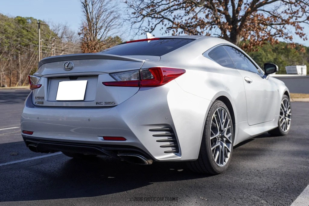 2017 Lexus RC - Image 8 of 12