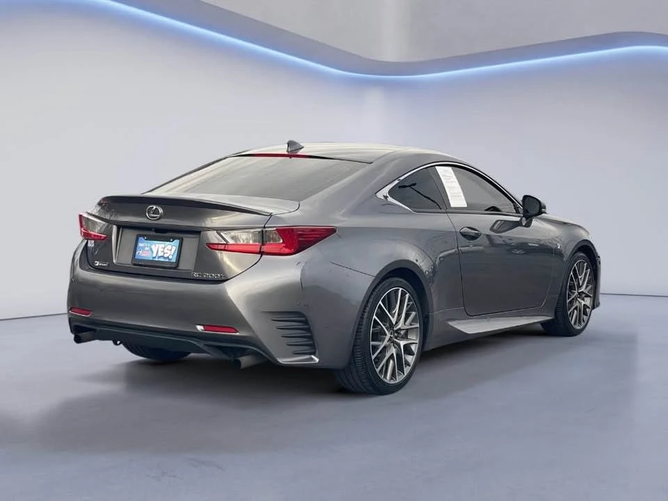 2017 Lexus RC - Image 3 of 11