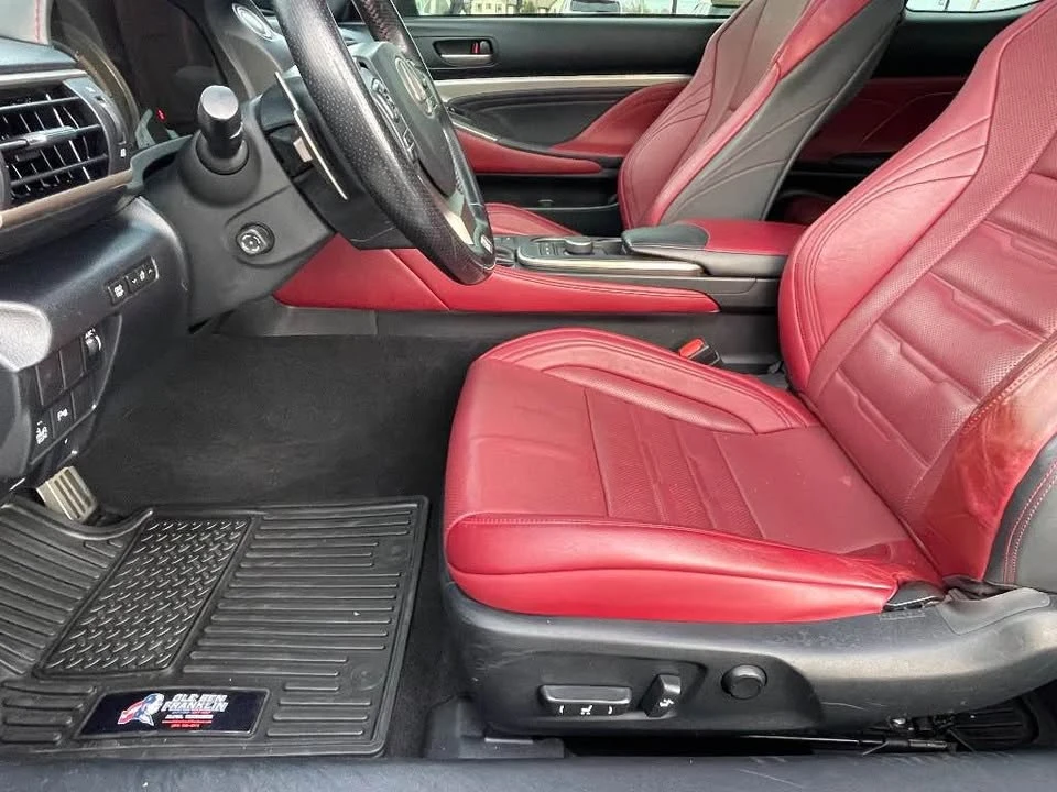 2017 Lexus RC - Image 6 of 11