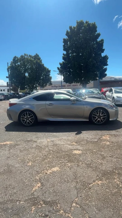 2017 Lexus RC - Image 7 of 8