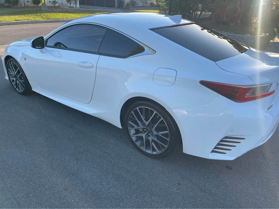 2017 Lexus RC - Image 5 of 9