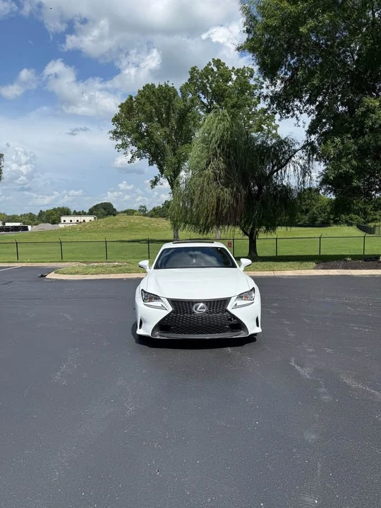 2017 Lexus RC - Image 2 of 10