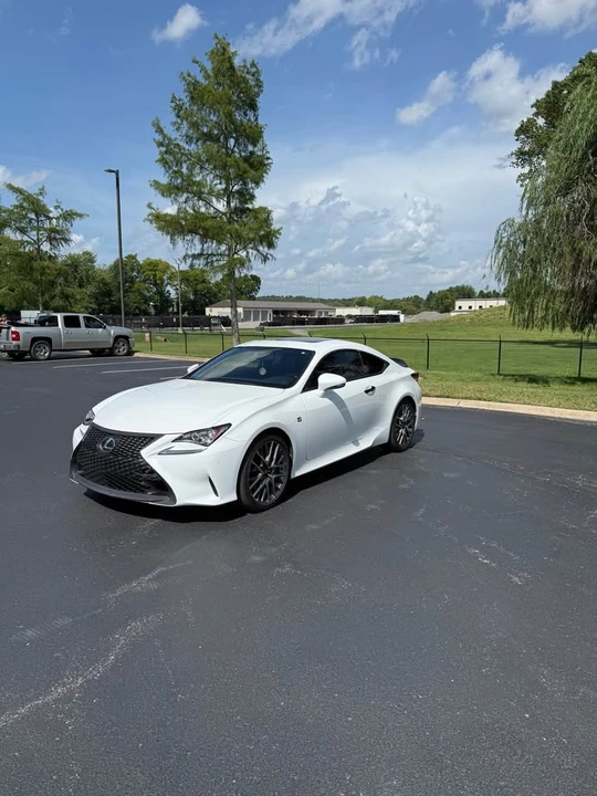 2017 Lexus RC - Image 3 of 10