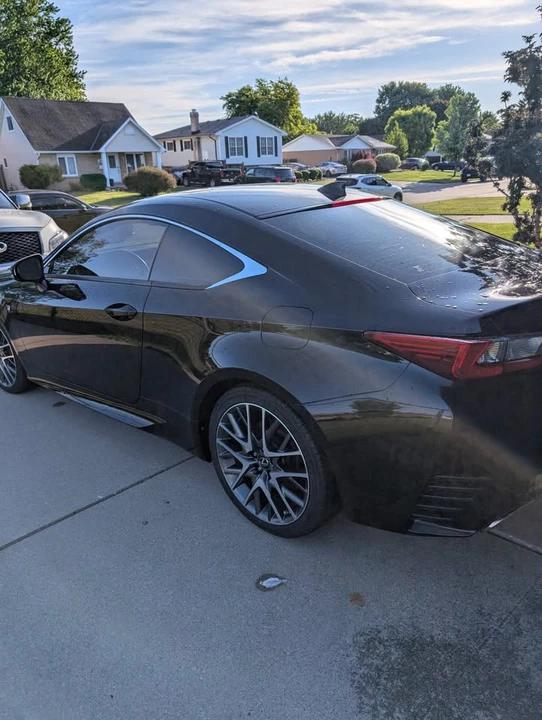 2017 Lexus RC - Image 2 of 9