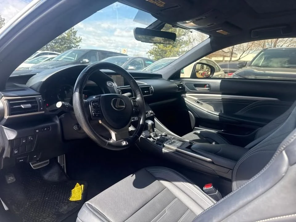 2017 Lexus RC - Image 13 of 20