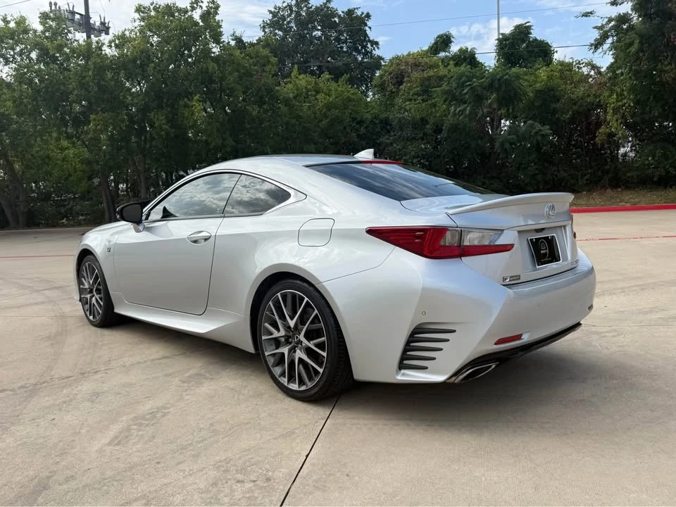 2017 Lexus RC - Image 4 of 13