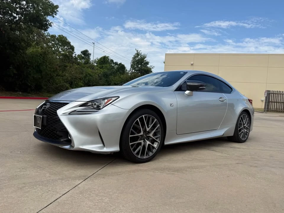 2017 Lexus RC - Image 2 of 13