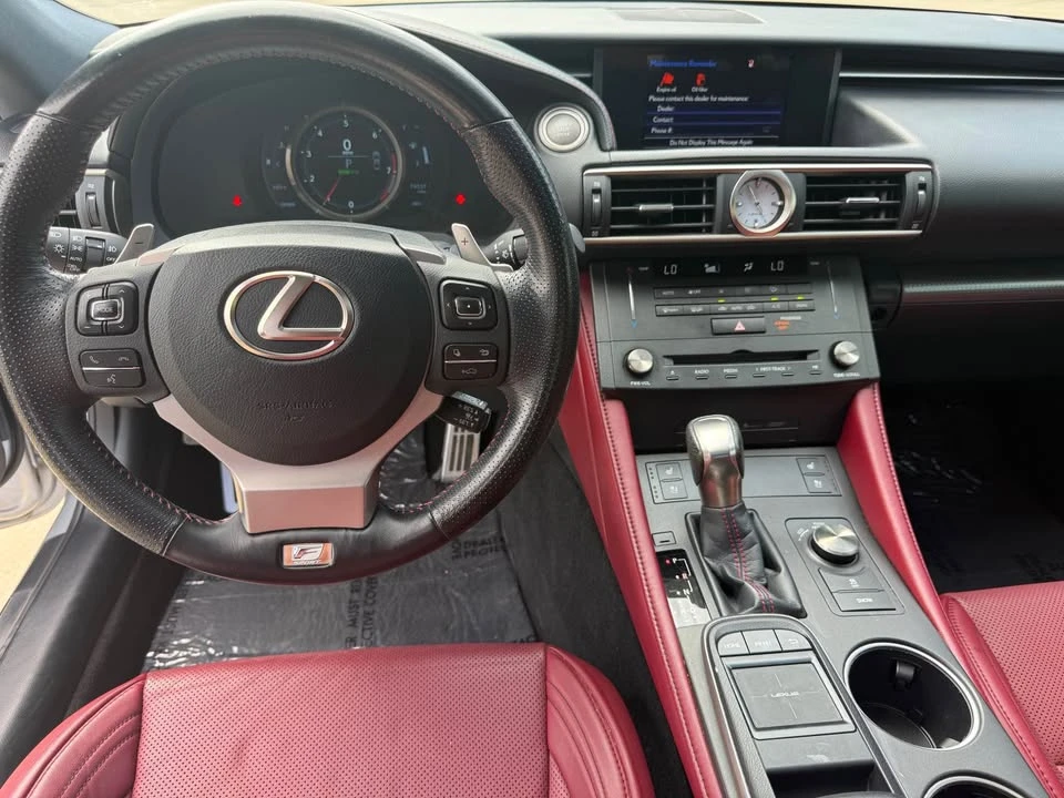 2017 Lexus RC - Image 6 of 13