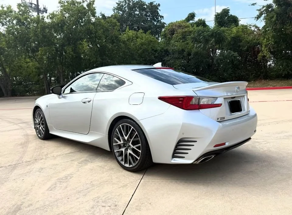 2017 Lexus RC - Image 3 of 10