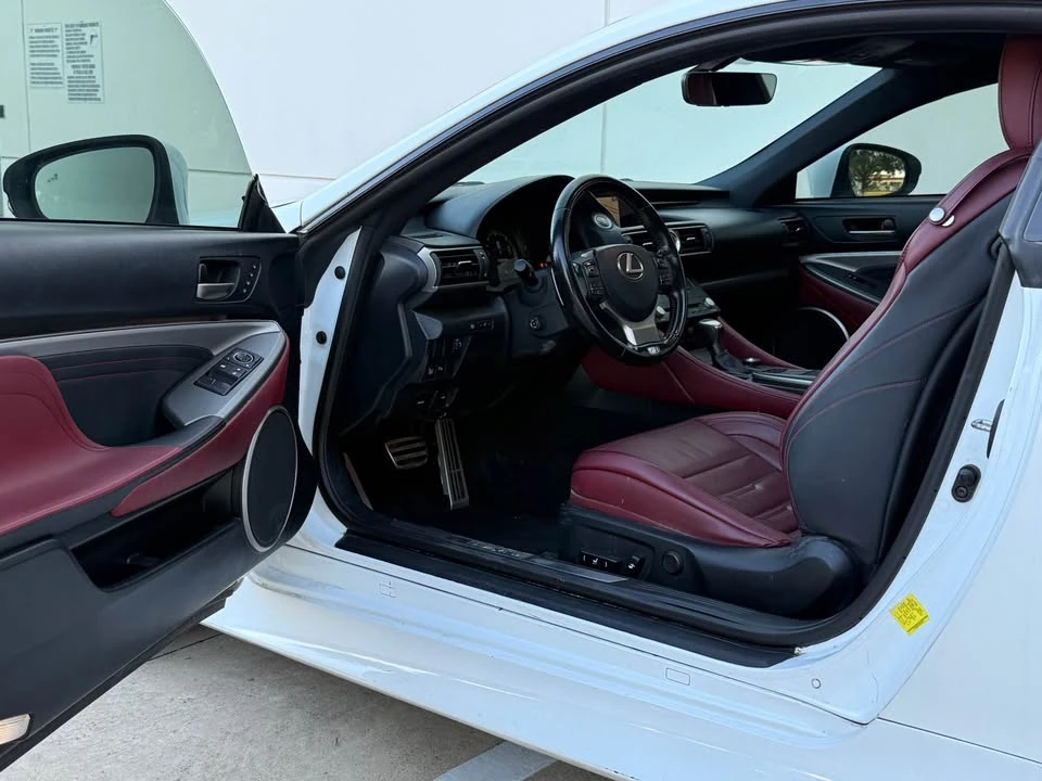 2017 Lexus RC - Image 14 of 20