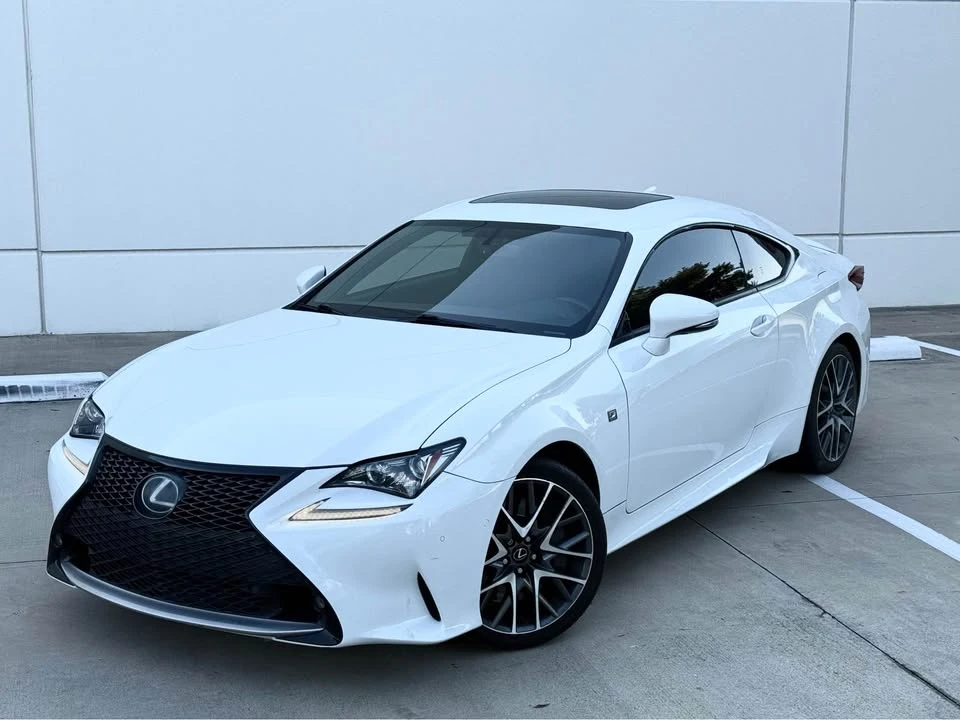 2017 Lexus RC - Image 2 of 20