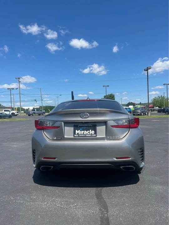 2017 Lexus RC - Image 4 of 18