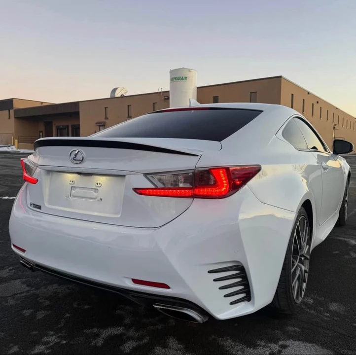 2017 Lexus RC - Image 5 of 19
