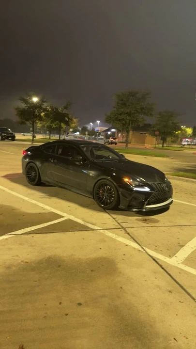 2017 Lexus RC - Image 8 of 9