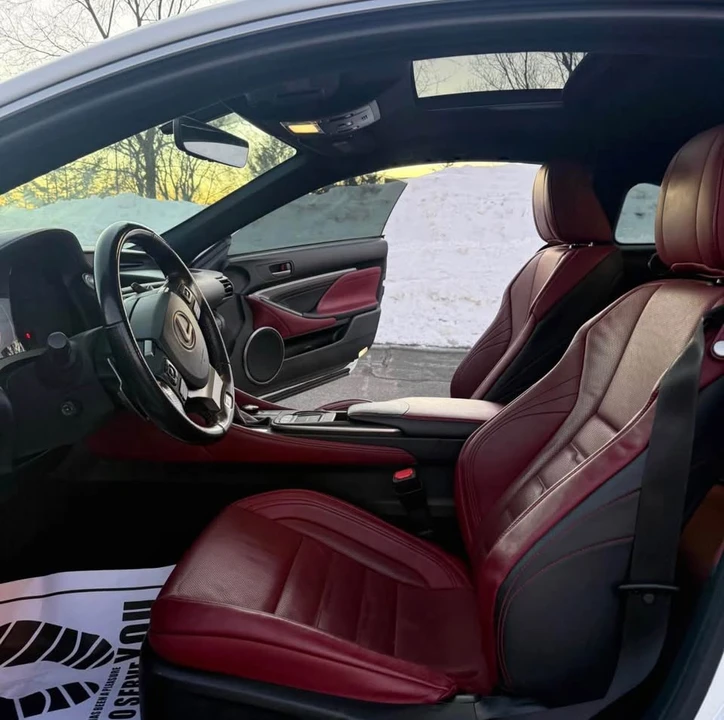 2017 Lexus RC - Image 12 of 19