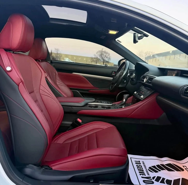 2017 Lexus RC - Image 9 of 19