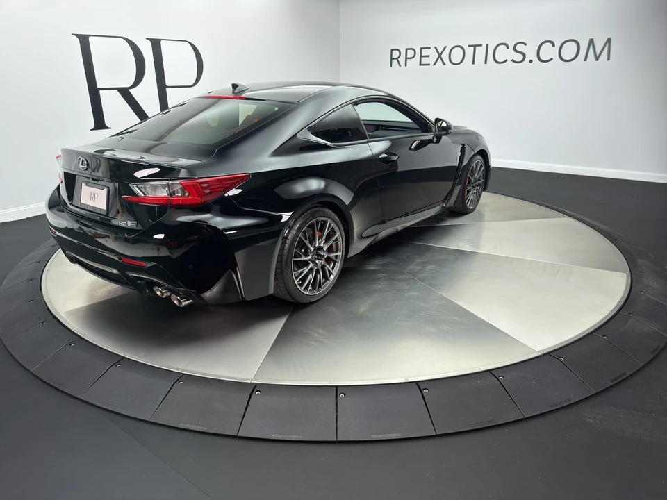 2017 Lexus RC F - Image 6 of 15