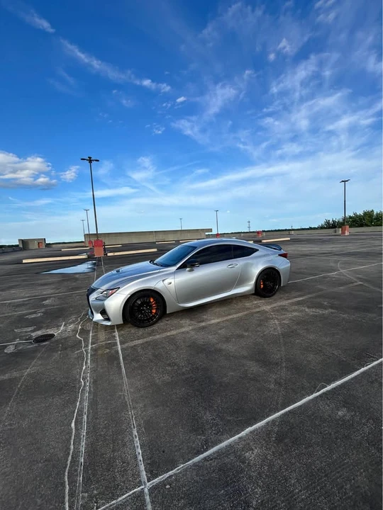 2017 Lexus RC F - Image 11 of 20