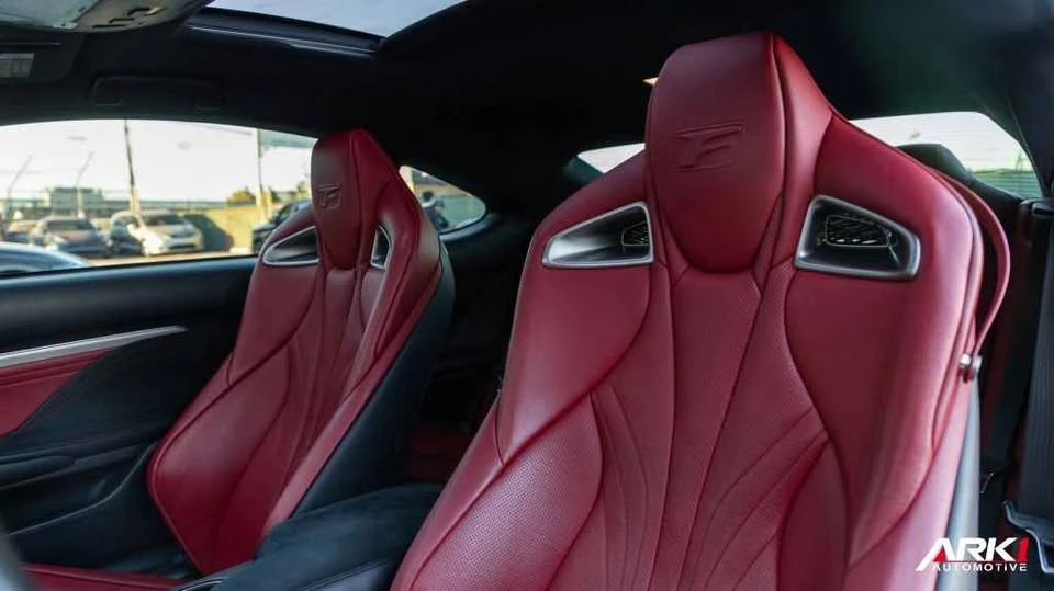 2017 Lexus RC F - Image 10 of 16
