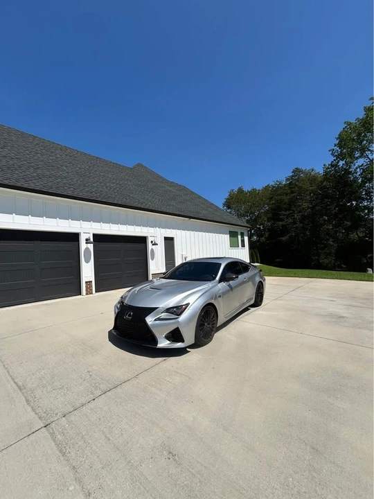 2017 Lexus RC F - Image 12 of 15