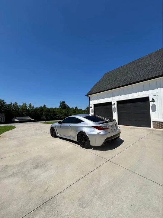 2017 Lexus RC F - Image 11 of 15