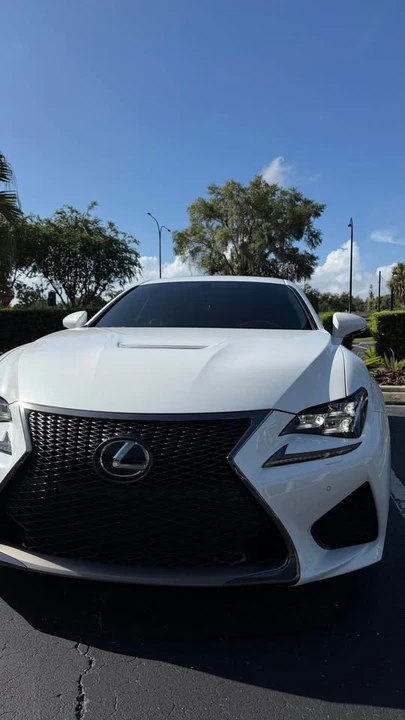 2017 Lexus RC F - Image 5 of 15