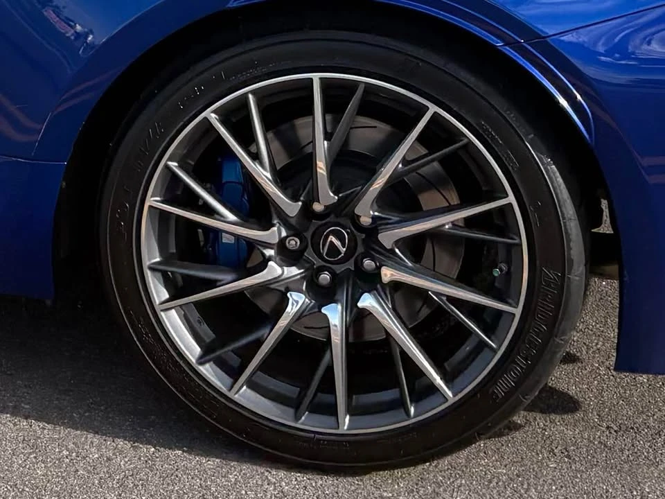2017 Lexus RC F - Image 11 of 11