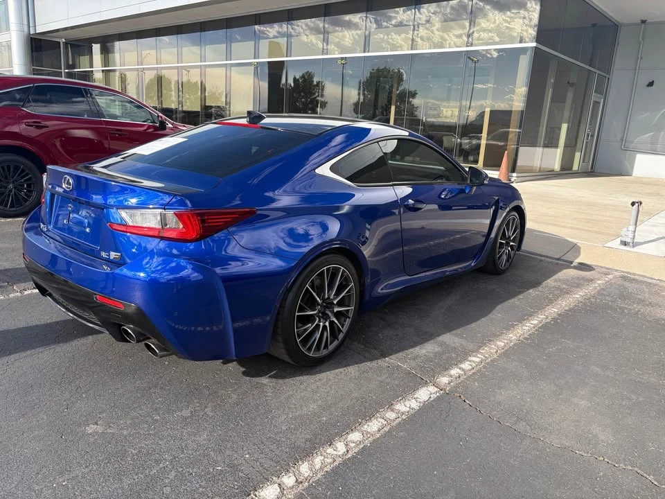 2017 Lexus RC F - Image 8 of 11