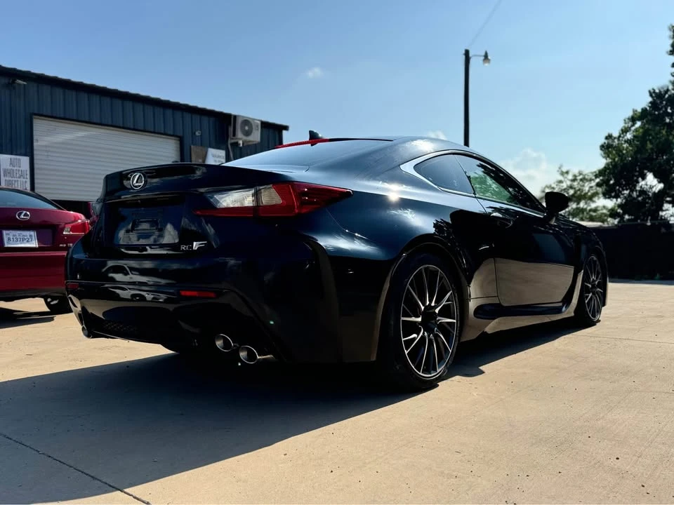 2017 Lexus RC F - Image 4 of 10