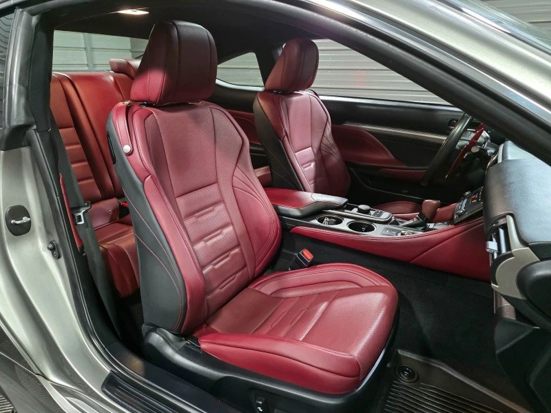 2017 Lexus RC - Image 14 of 20