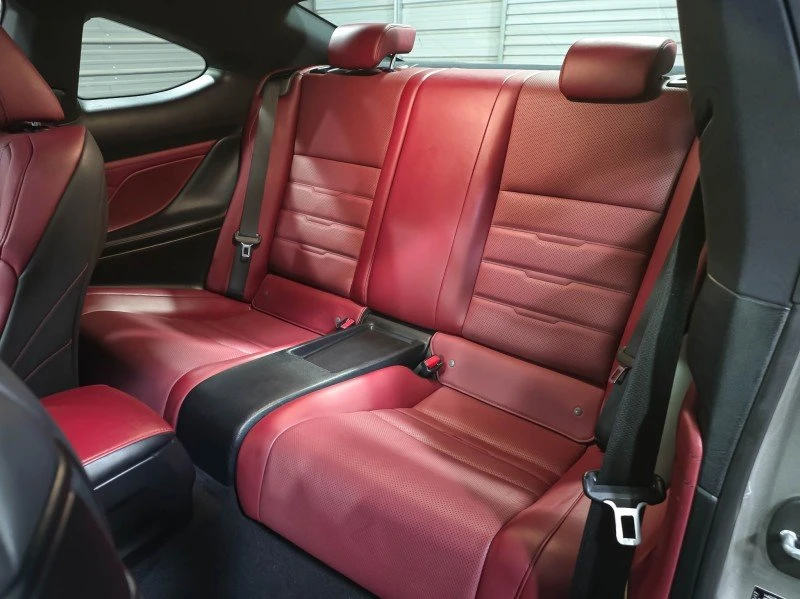2017 Lexus RC - Image 15 of 20