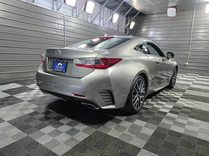2017 Lexus RC - Image 5 of 20