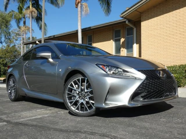 2017 Lexus RC - Image 4 of 21