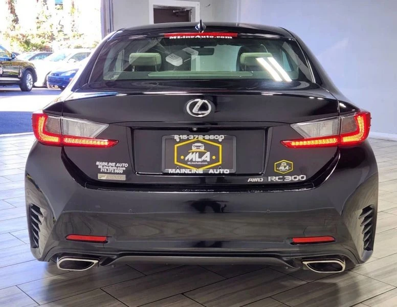2017 Lexus RC - Image 4 of 12