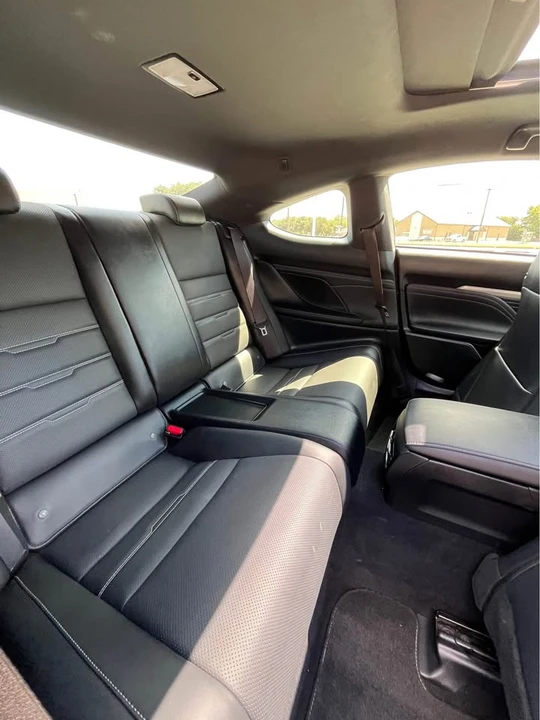 2017 Lexus RC - Image 5 of 6