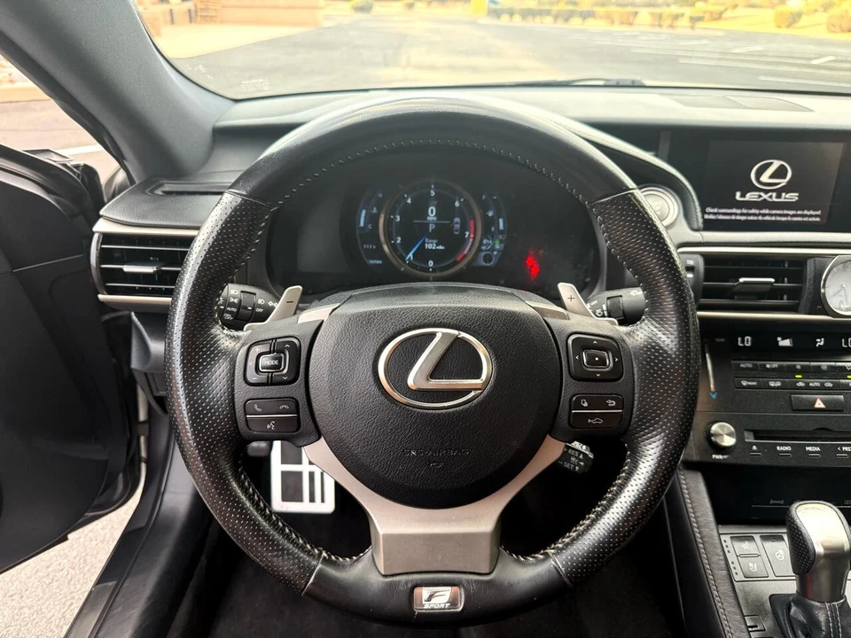 2017 Lexus RC - Image 16 of 21