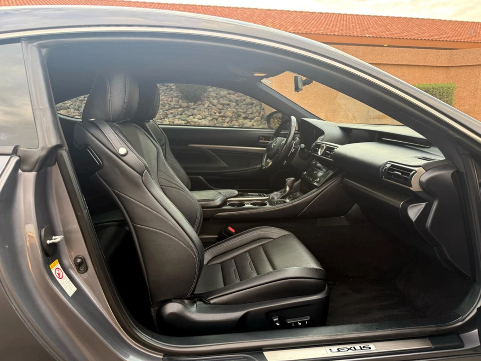 2017 Lexus RC - Image 13 of 21