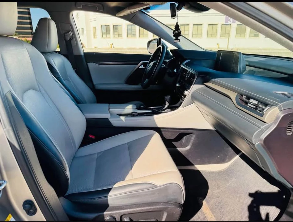 2017 Lexus RX 4th Gen - Image 6 of 8