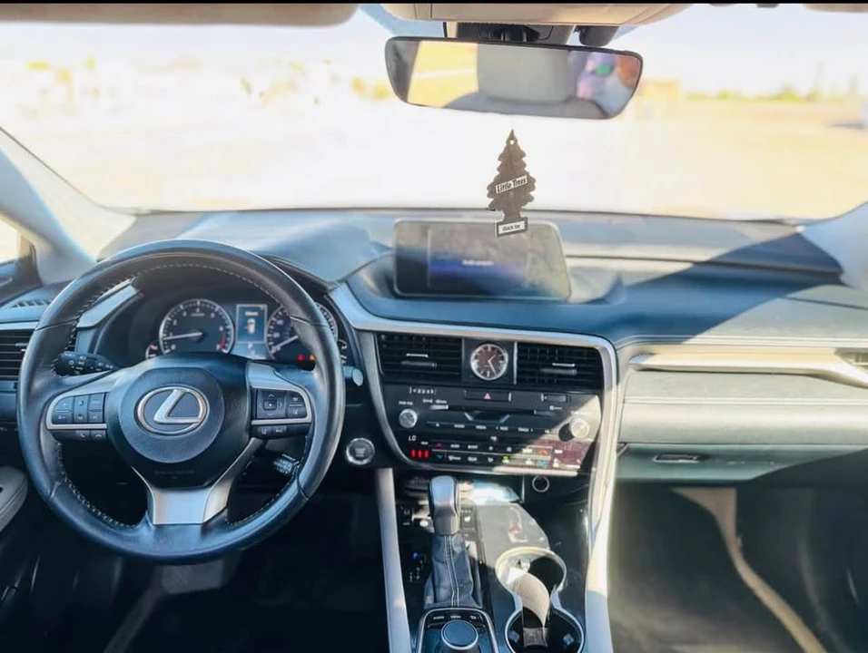 2017 Lexus RX 4th Gen - Image 8 of 8